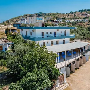 Pasqyra Apartmanhotel