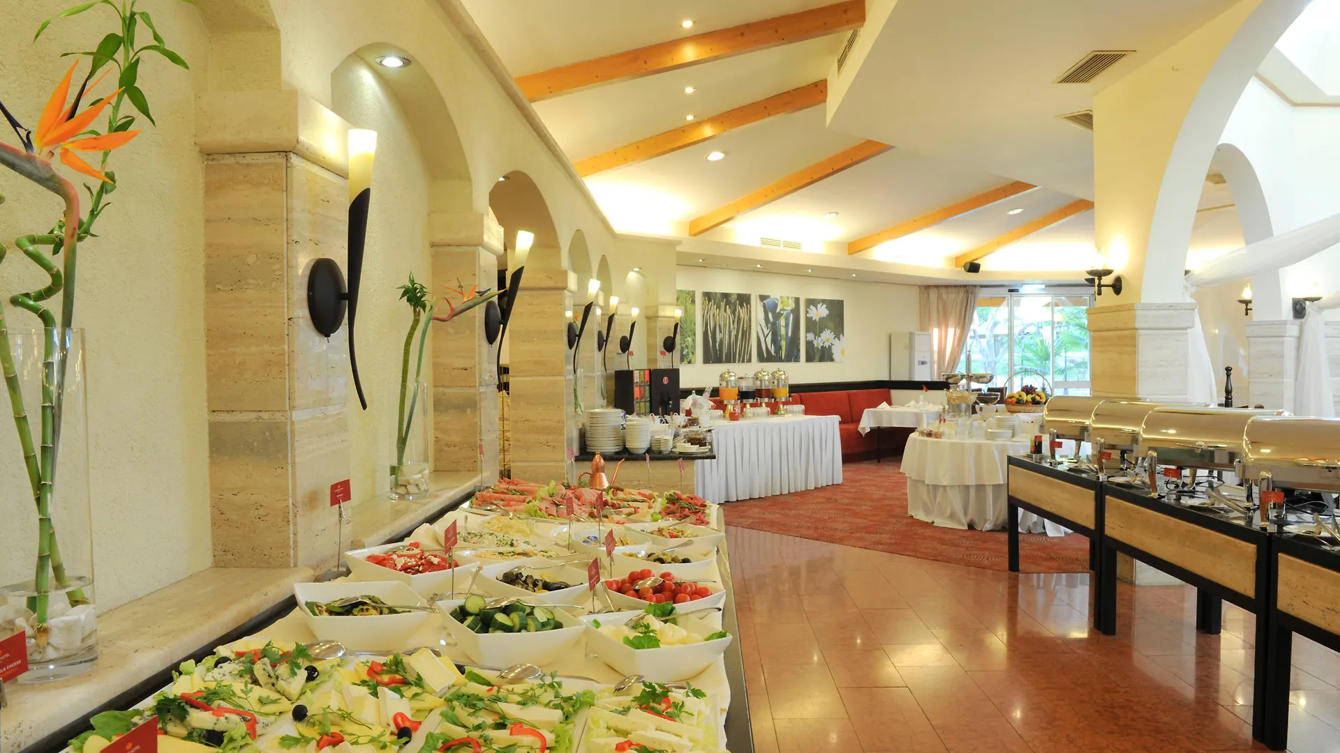 *****  Rogner Hotel Тирана Албания